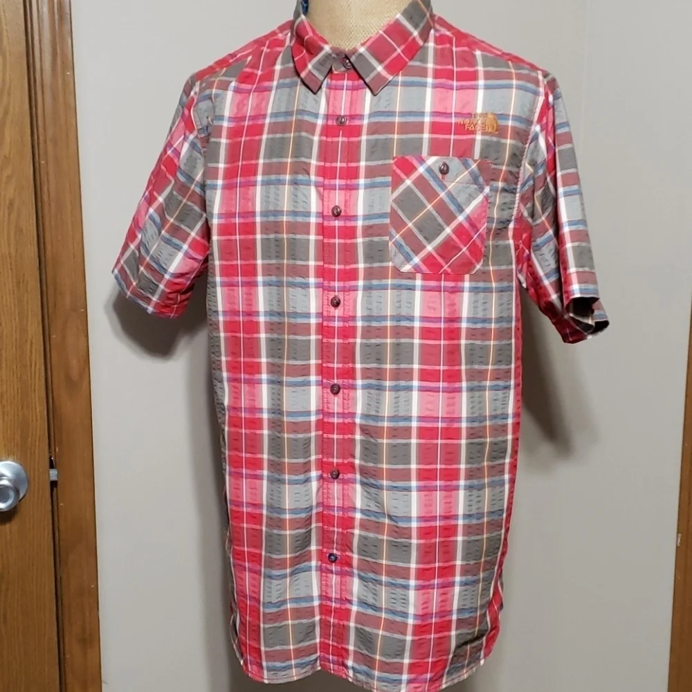 The north face red tan plaid short sleeve shirt